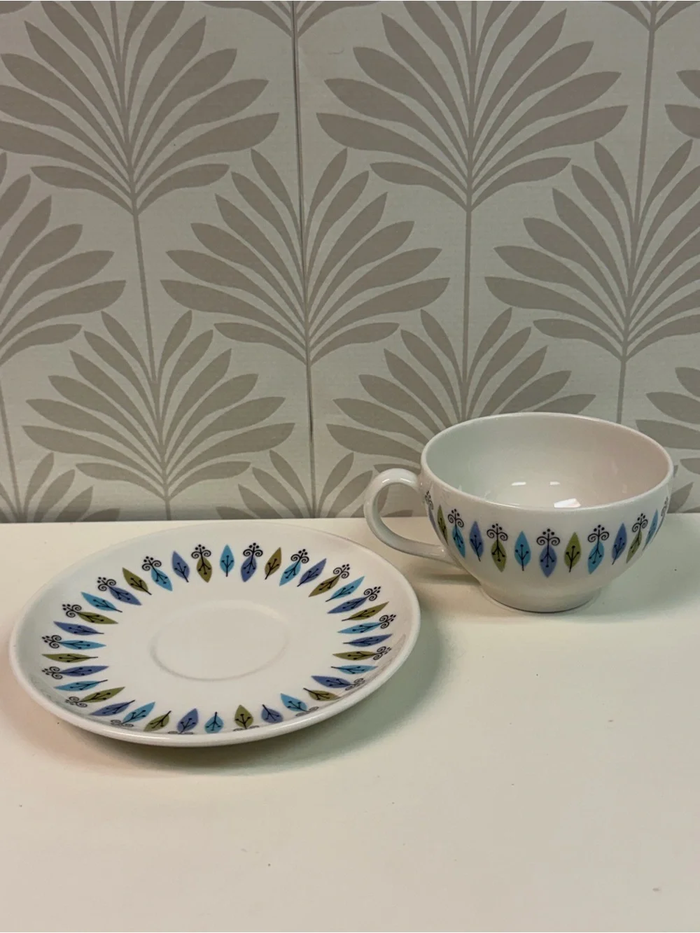 Vintage Carefree True China Nordic Syracuse Atomic Pattern Cup & Saucer